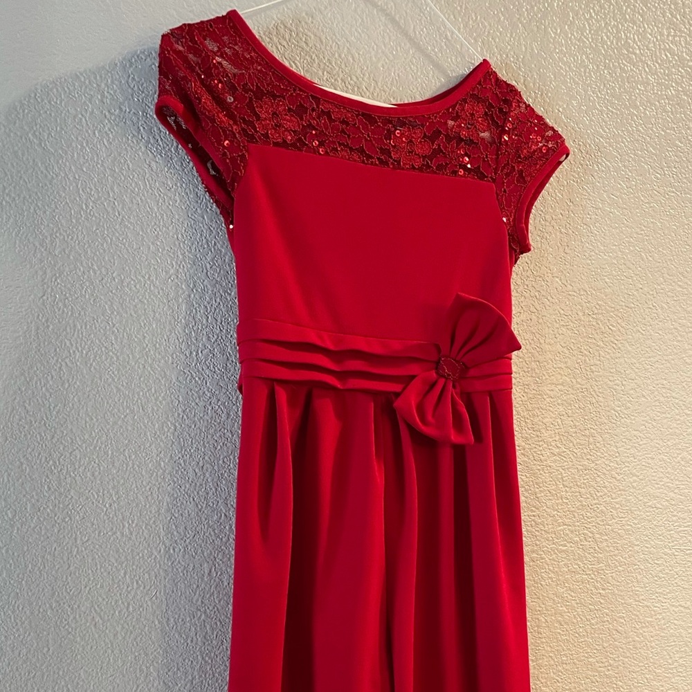 Beautiful red jumpsuit for girls worn twice